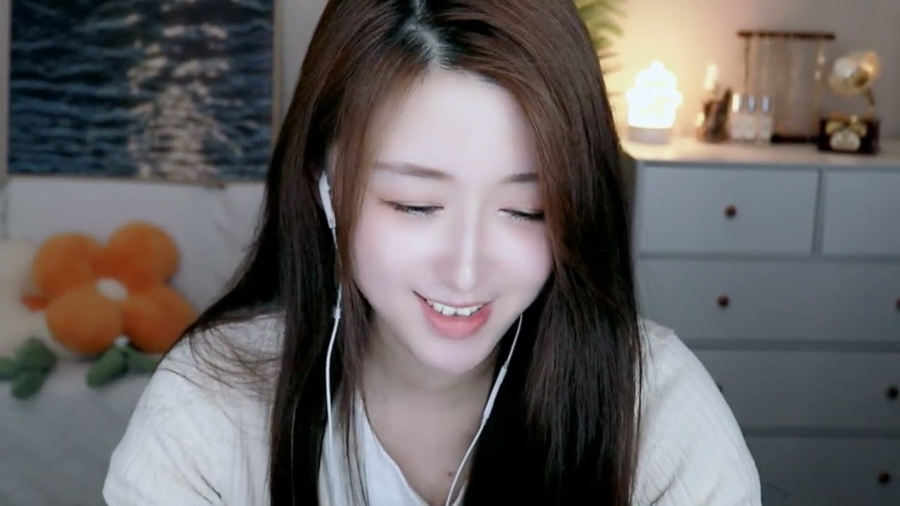 【ASMR】給失眠男友掏耳朵哄睡覺+輕語聊天|여친 귀청소 해줄게Ear cleaning roleplay