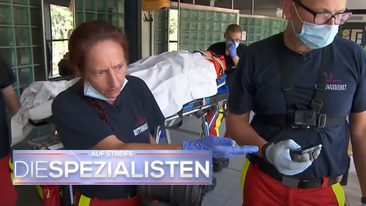 Unfall im Schwimmbad! Sanitäter klären den Fall auf! | Die Spezialisten | SAT.1