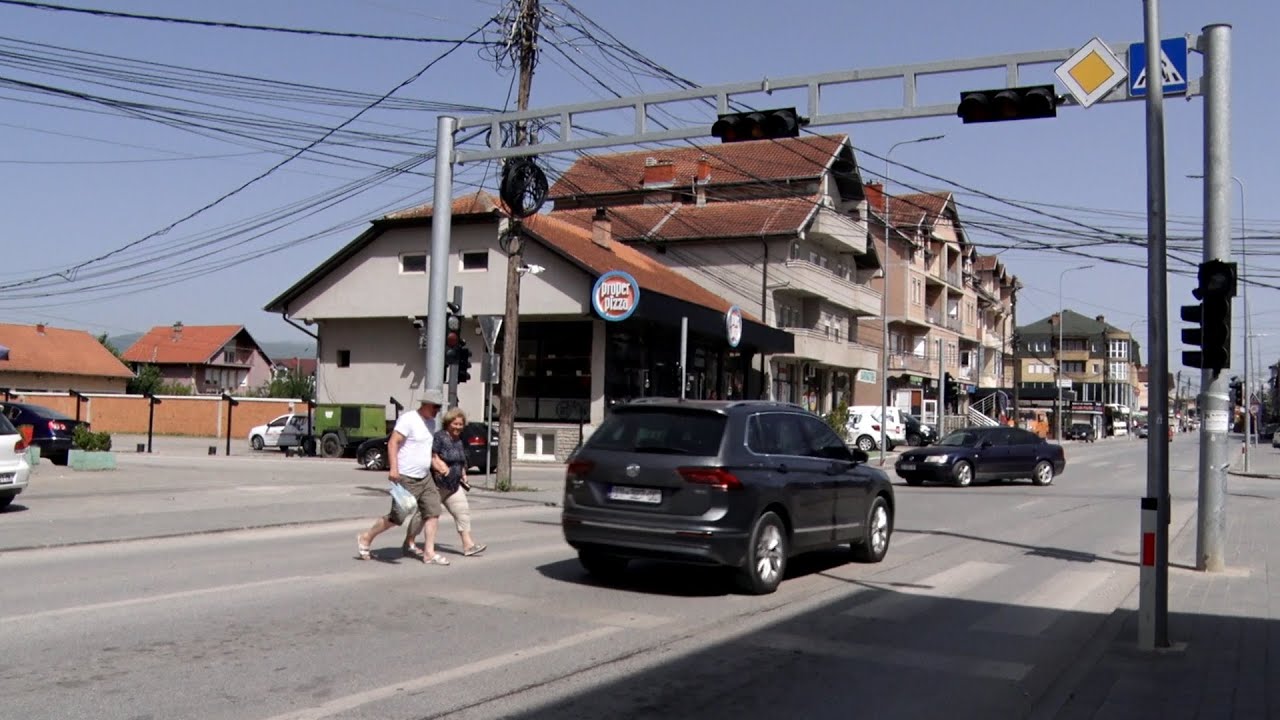 Podujevë: Kaos në trafik, semaforët jashtë funksionit