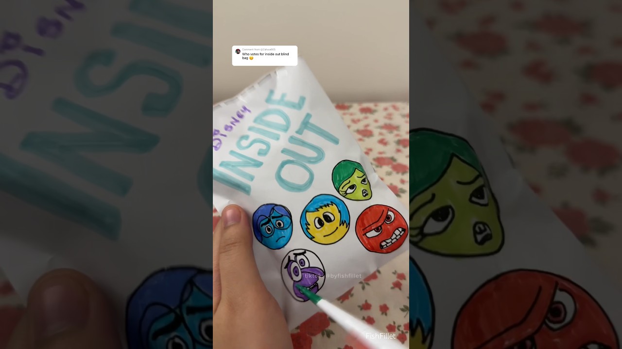 Inside out blind bag 😄🙄😖🤬 #asmr #asmrunboxing #blindbag #paperdiy #diy #insideout #papersquishy