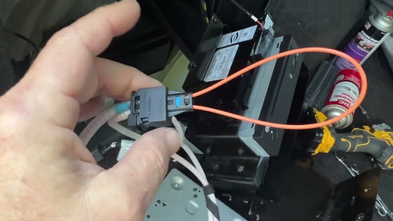 2009 Range Rover L322 radio no sound fix