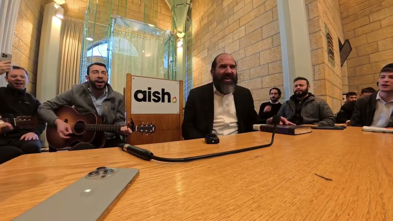 Rabbi Daniel Kalish & Aish Hatorah LIVE  Berditchev Niggun