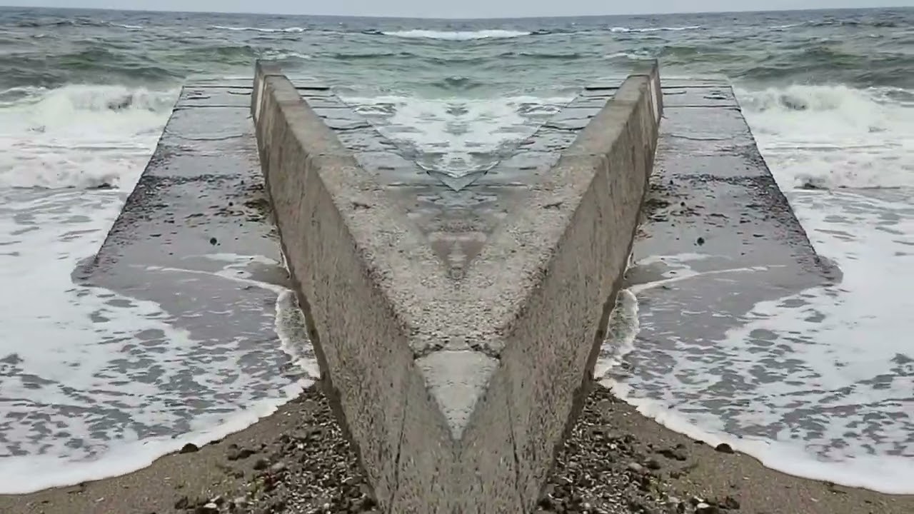 #SeaMirror 248. #WaterMirror of the #BlackSea  Mesmerizing spectacle.