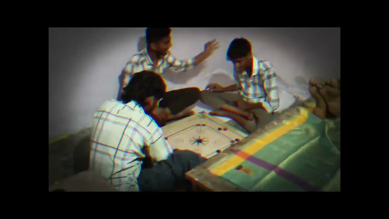 Hello guys ఈ రోజు ఐతే ma team andharu కలిసి క్యారం బోర్డ్ ఆడుతునం/ full fun ఉంది. #trendingshorts 🎀🦜