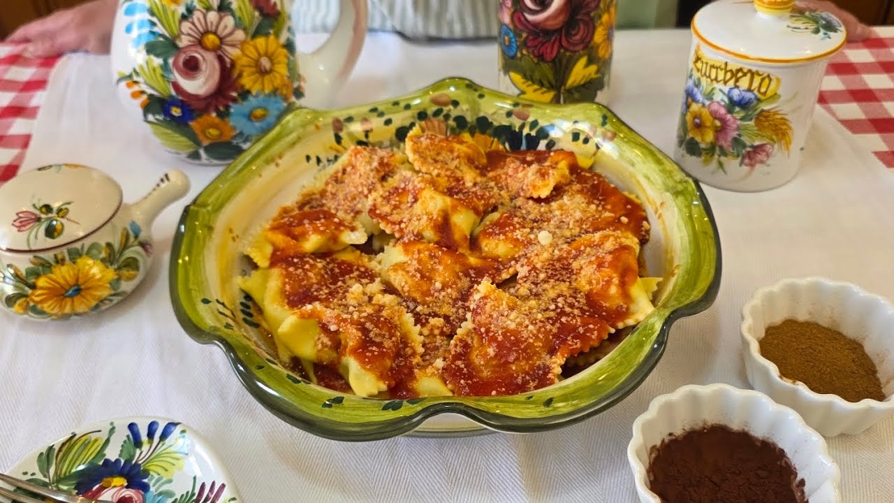 RAVIOLI DOLCI CON CACAO E CANNELLA