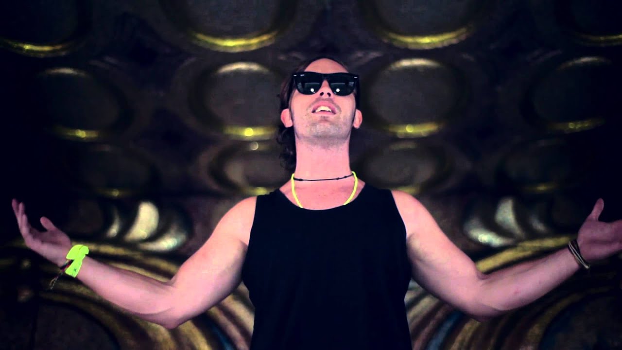 Kchiporros - Sr. Pombero (Video oficial)