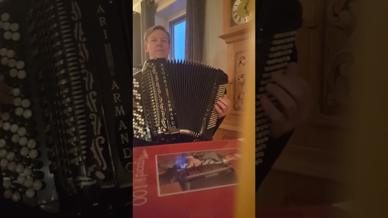 S&oslash;lvbrura, vals av Oddvar Nygaard