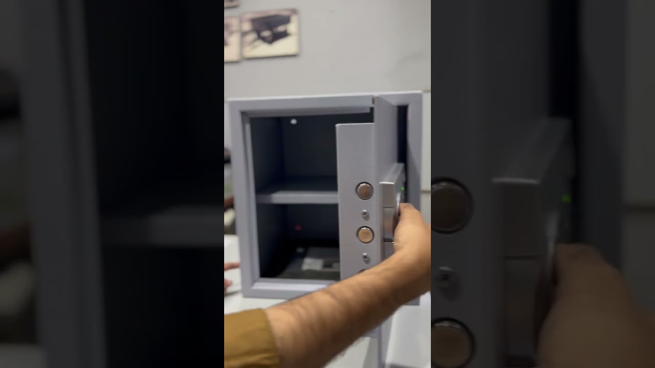 Safeway Digital Safe Locker