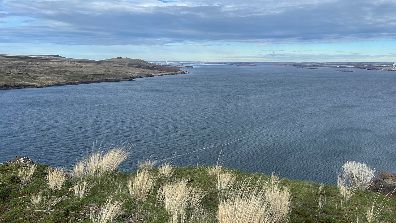 Hike Wallula Scablands, views of Wallula Gap and the Columbia River | eastern WA | 4.0 miles