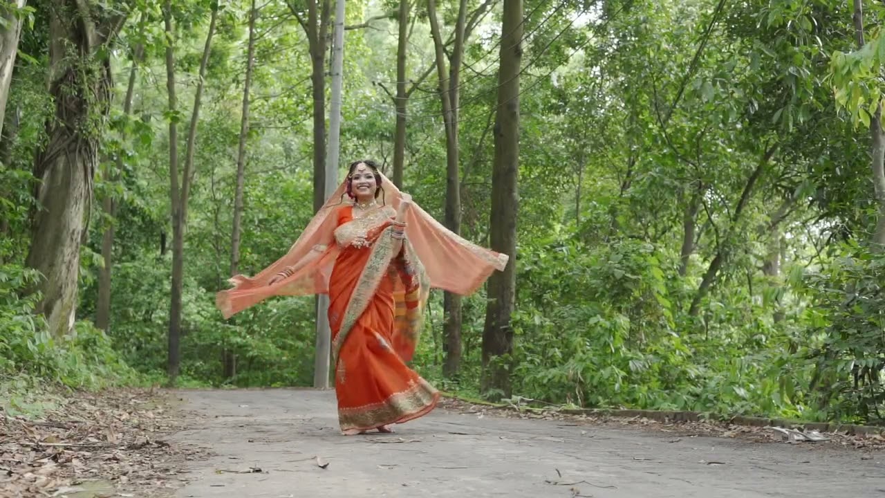 এক বান্ধবীর গান আরেক বান্ধবীর শুট