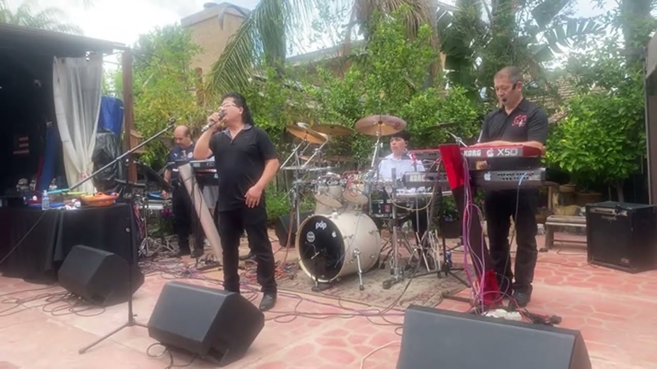 suarezmusictv est&aacute; en vivo / LOS JALYS