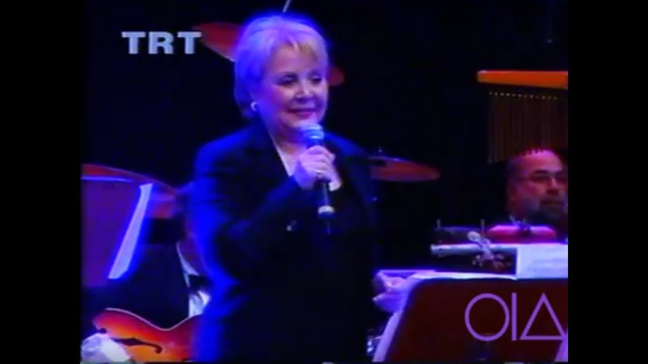 Ayferi  -  Jazz Medley(live)