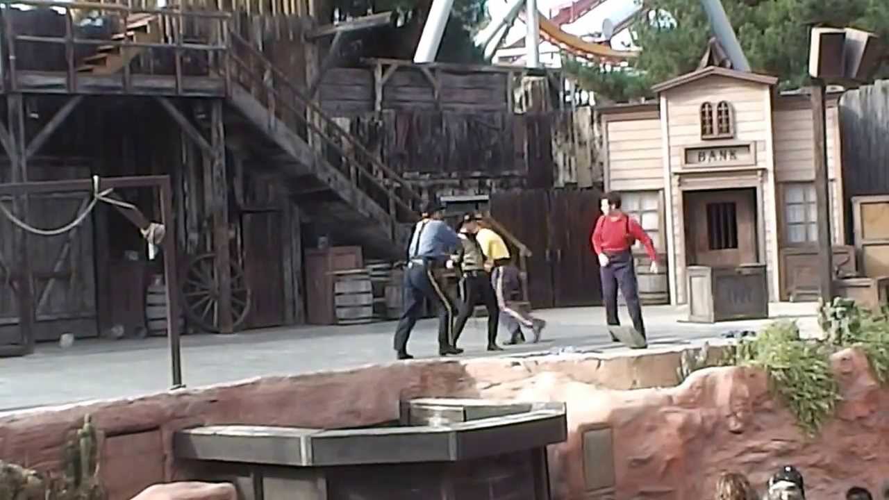 Knotts bearry fram wild west stunt show