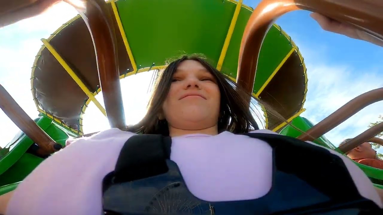 Cadence, Julia, Taylor and CJ Ride Drop Tower Part 2 🚒