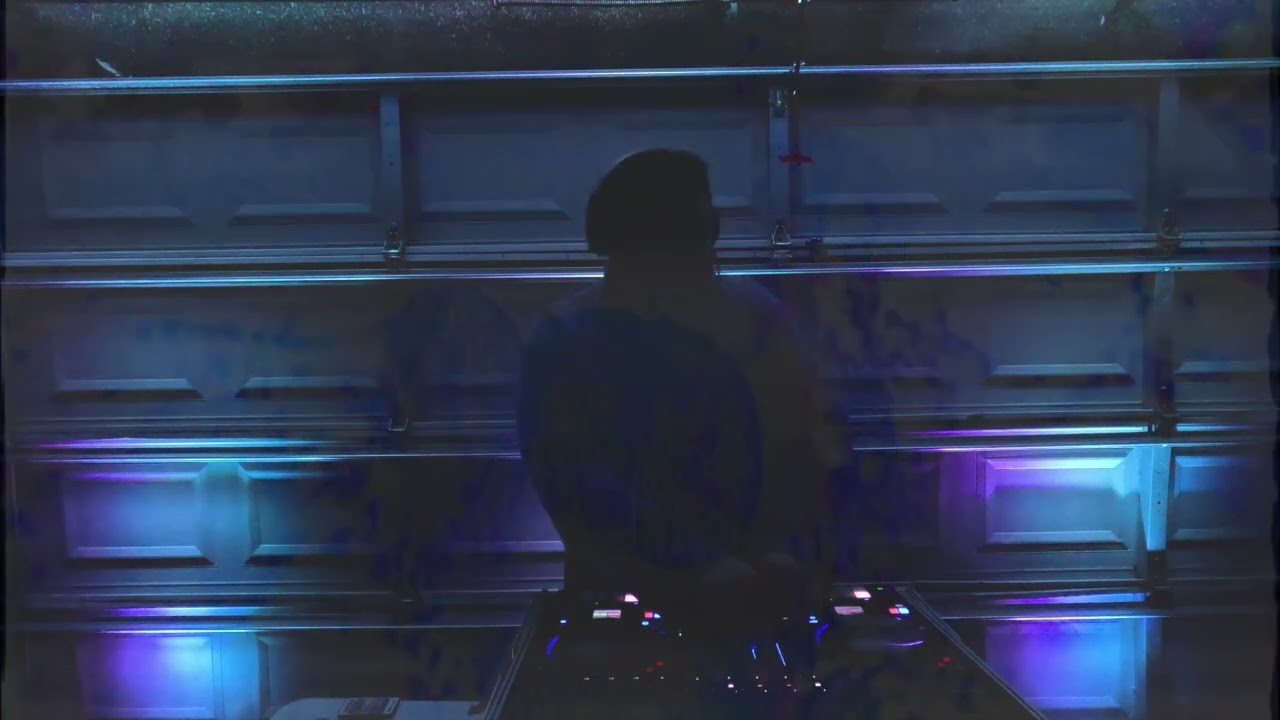 COOLY//TECHNO SET (LIVE)