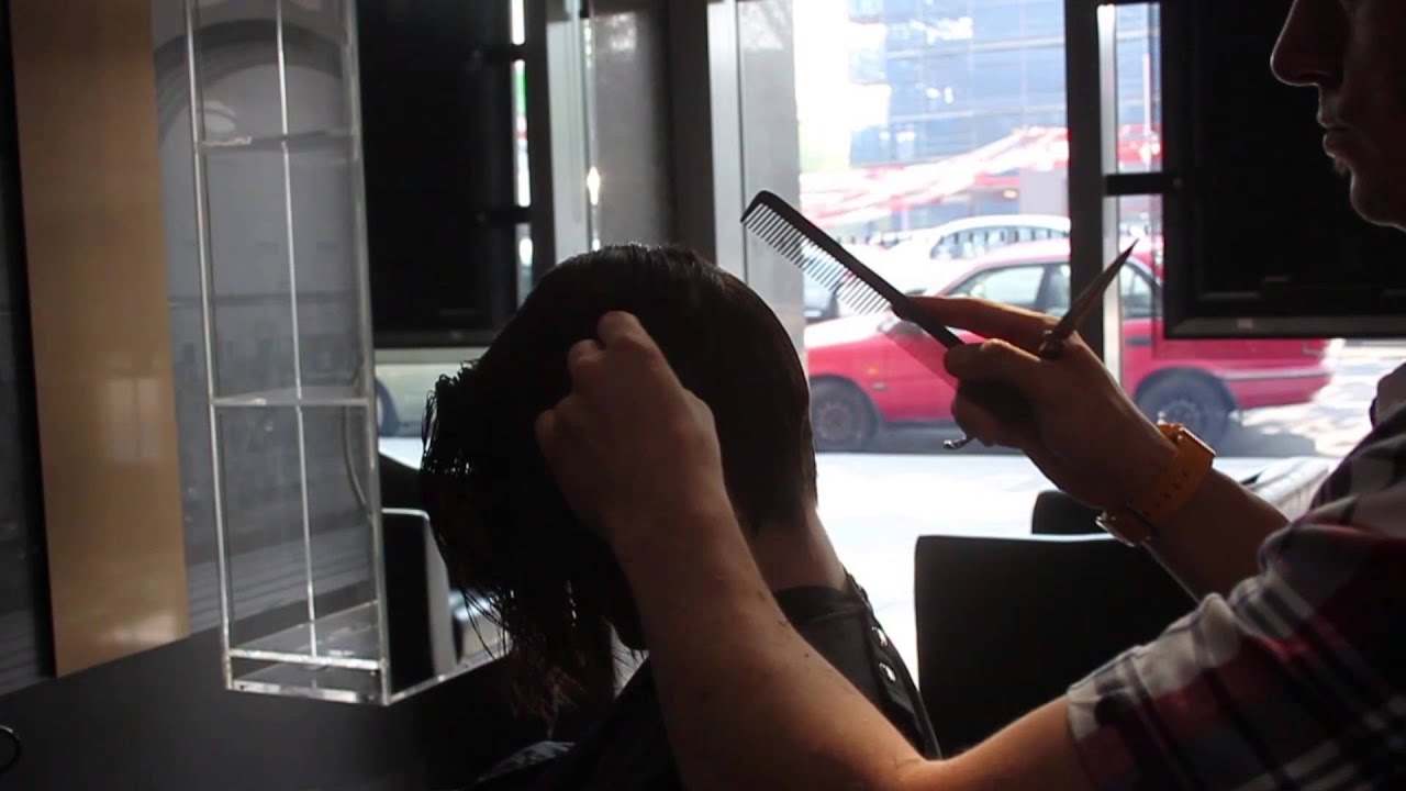 Model Corina Retter - Restyle Video 1/5
