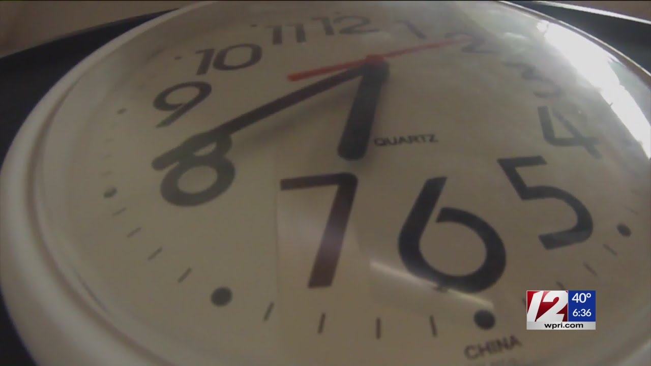 Senate unanimously passes Whitehouse&rsquo;s Daylight Saving Time bill