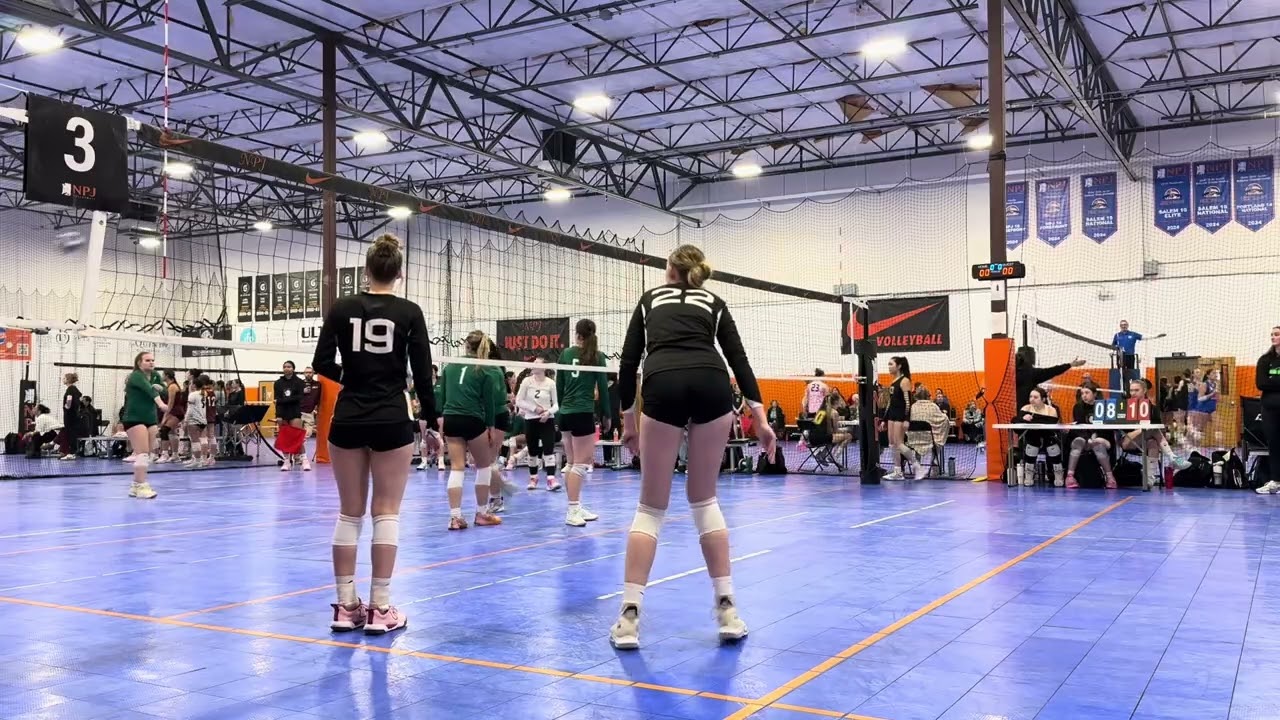 Basin Bombers 18-1 vs. South Coast 18-2 (power league #1: pool play, game 2: set 3: 14-16)