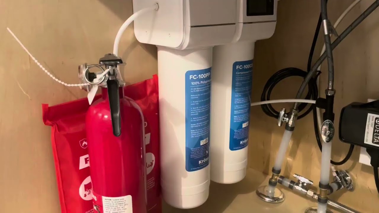 KRAUS Purita 100% Lead Free Kitchen Water Filter Faucet, Water filtration at your sink!