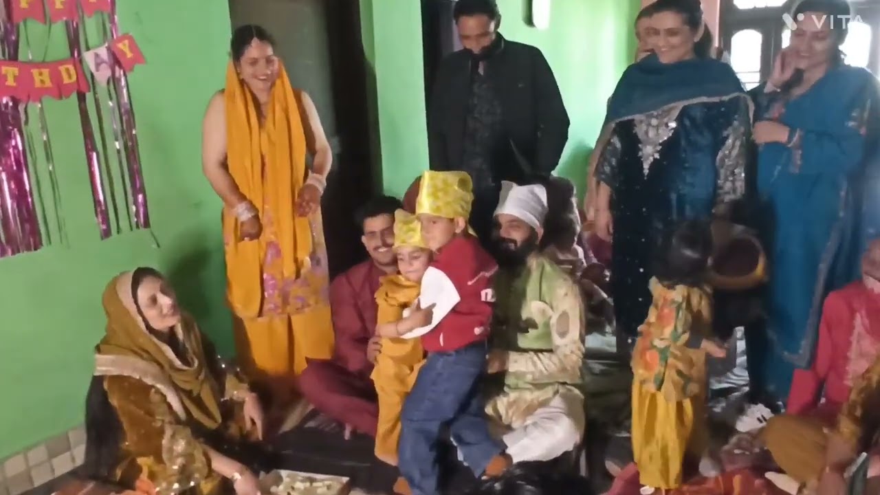 Ajj hamara Kiyansh ka munan ha 