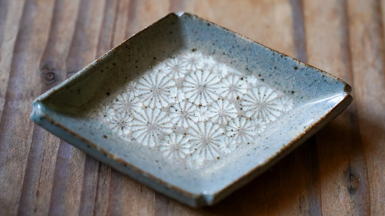 三島の豆皿をつくる - 陶芸