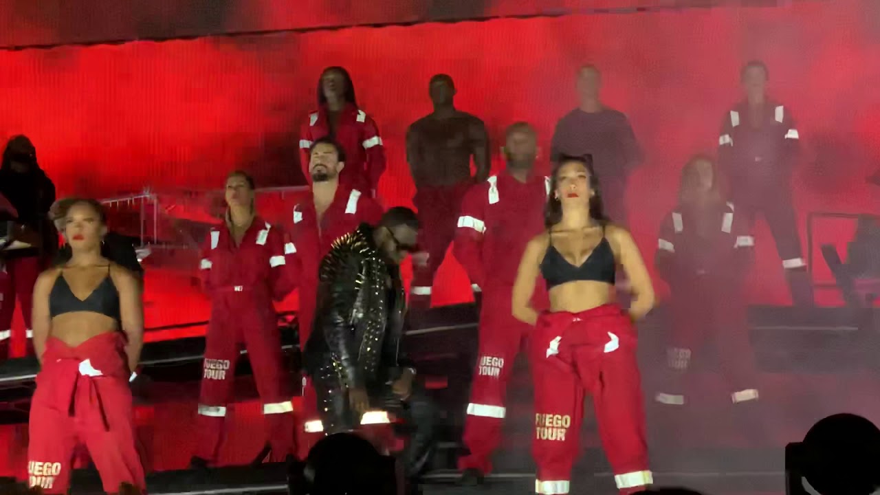 GIMS entrée en scène  sapé comme jamais stade de France 28.09.2019