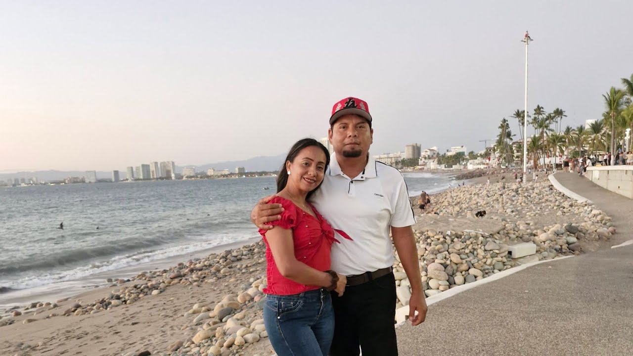 DISFRUTANDO EN EL MALECON DE PUERTO VALLARTA JALISCO DIA 21 DE FEBRERO 2026
