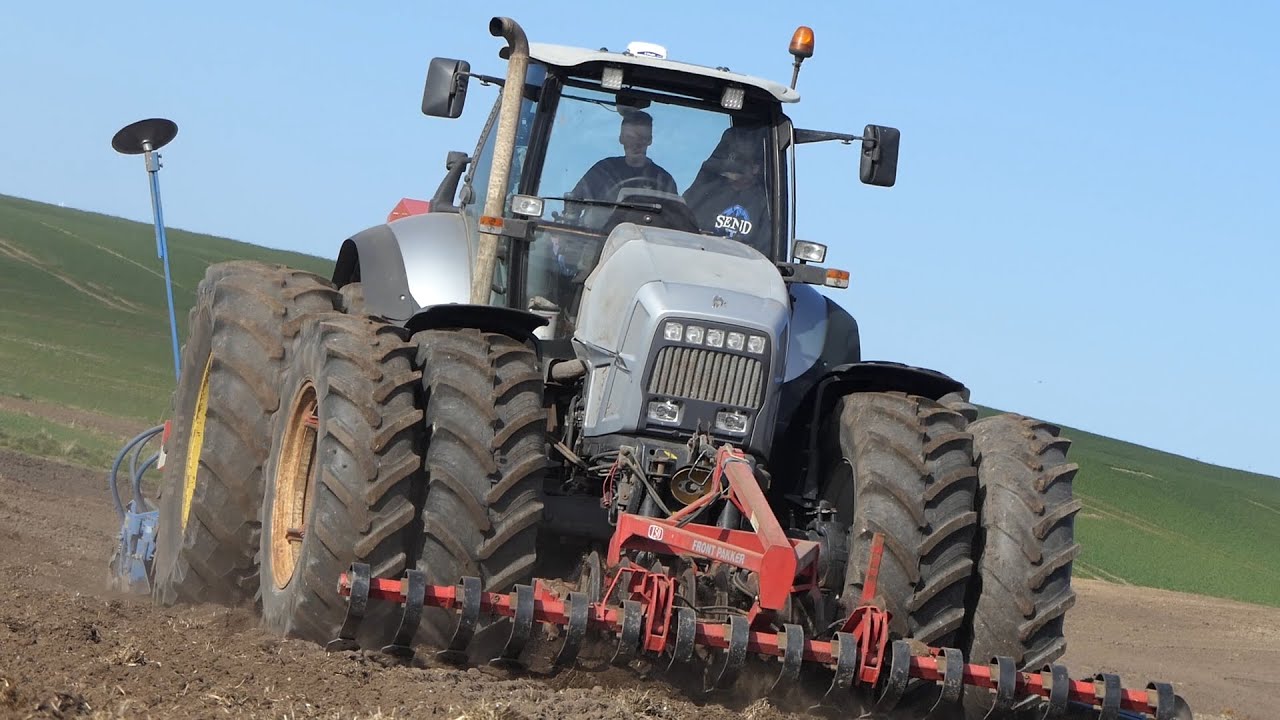 Lamborghini R8.270 working hard in the field seeding w/ 4-Meter Lemken Solitair 9 seeder | DK Agri
