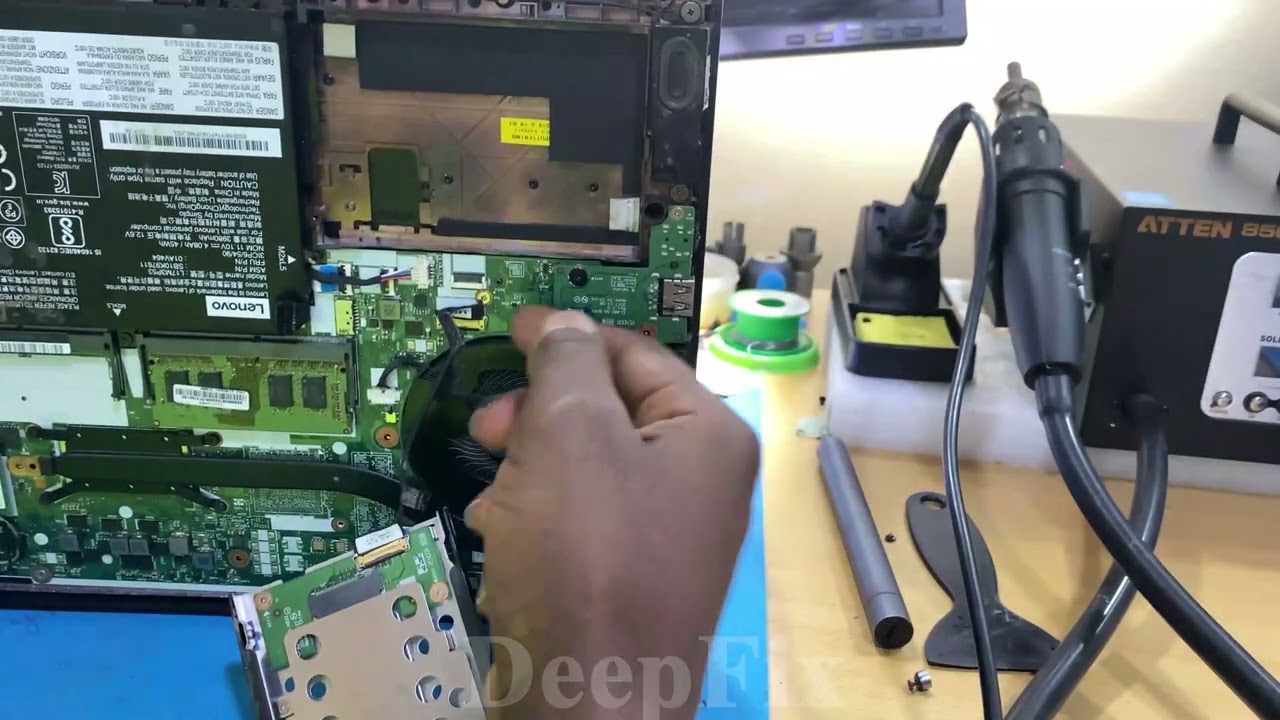 How to fix Lenovo Thinkpad L490 black screen (no display)
