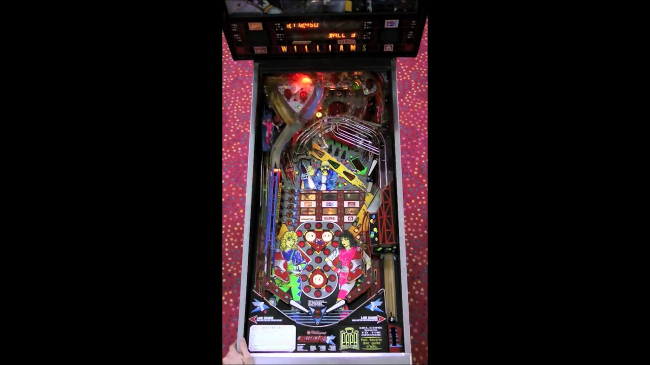 Rollergames Pinball Gameplay