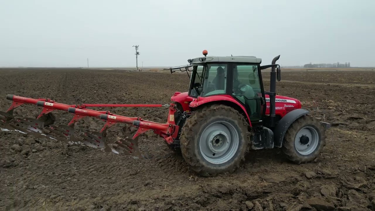 MASSEY FERGUSON VE ÜNLÜ PULLUK İLE ÇAMUR YASTIK BAŞI SÜRÜMÜ