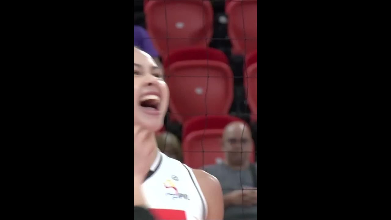 Vanie Gandler RETURNS TO COURT for Cignal vs. ZUS Coffee in Set 1 🔥 | 2025 PVL Invitational