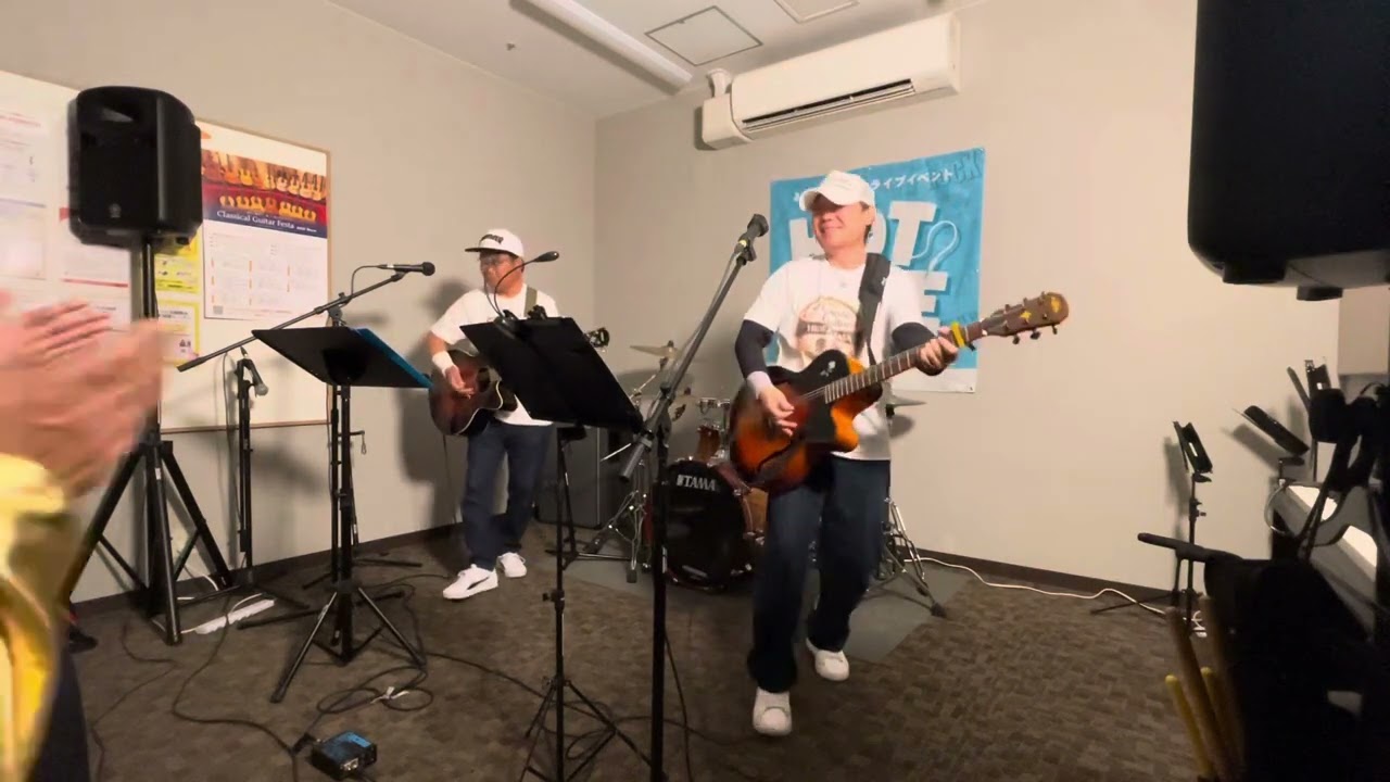 英と正バンド『チャンピオン』『365日の紙飛行機』『田園』を演奏しました
