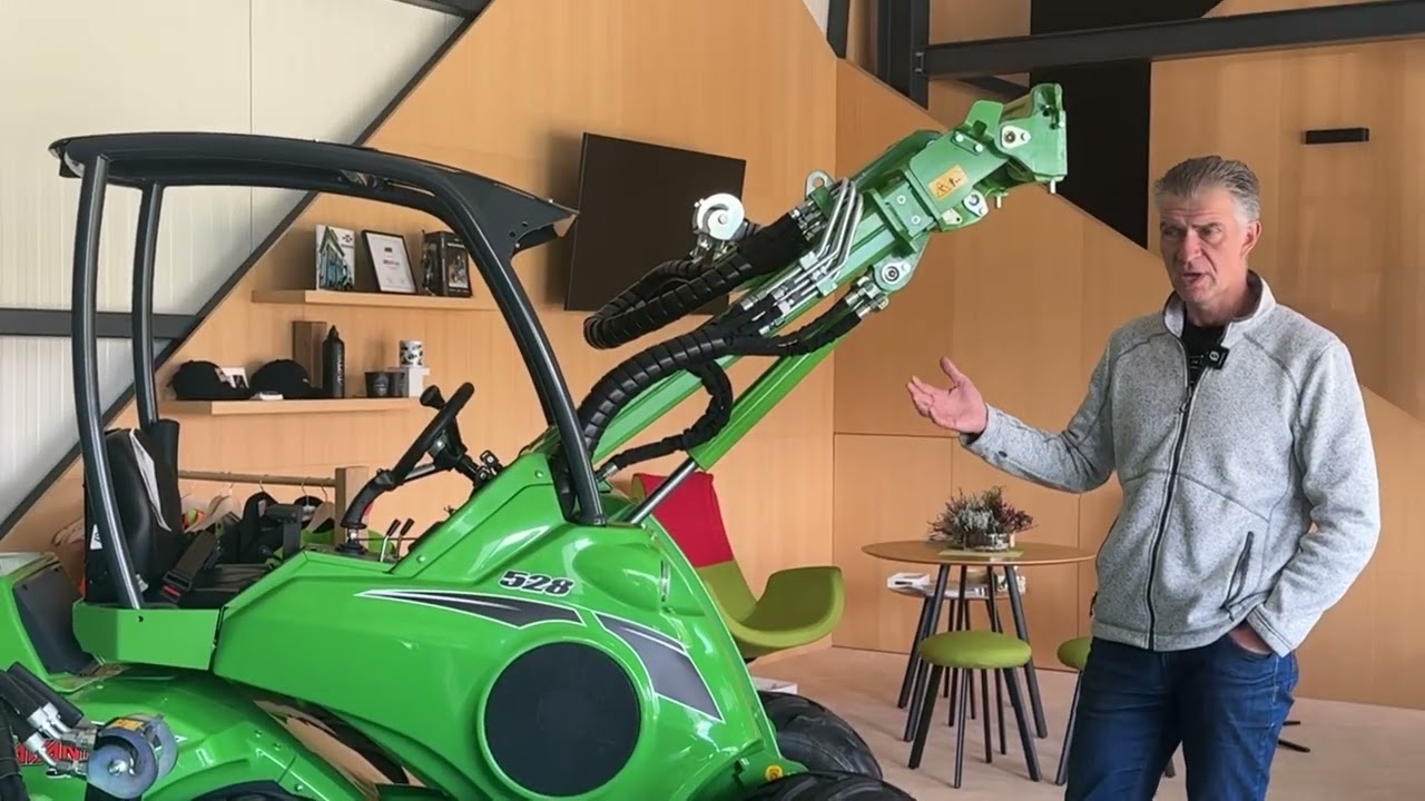 Väčší alebo Menší pomocník - AVANT 400 vs 500?