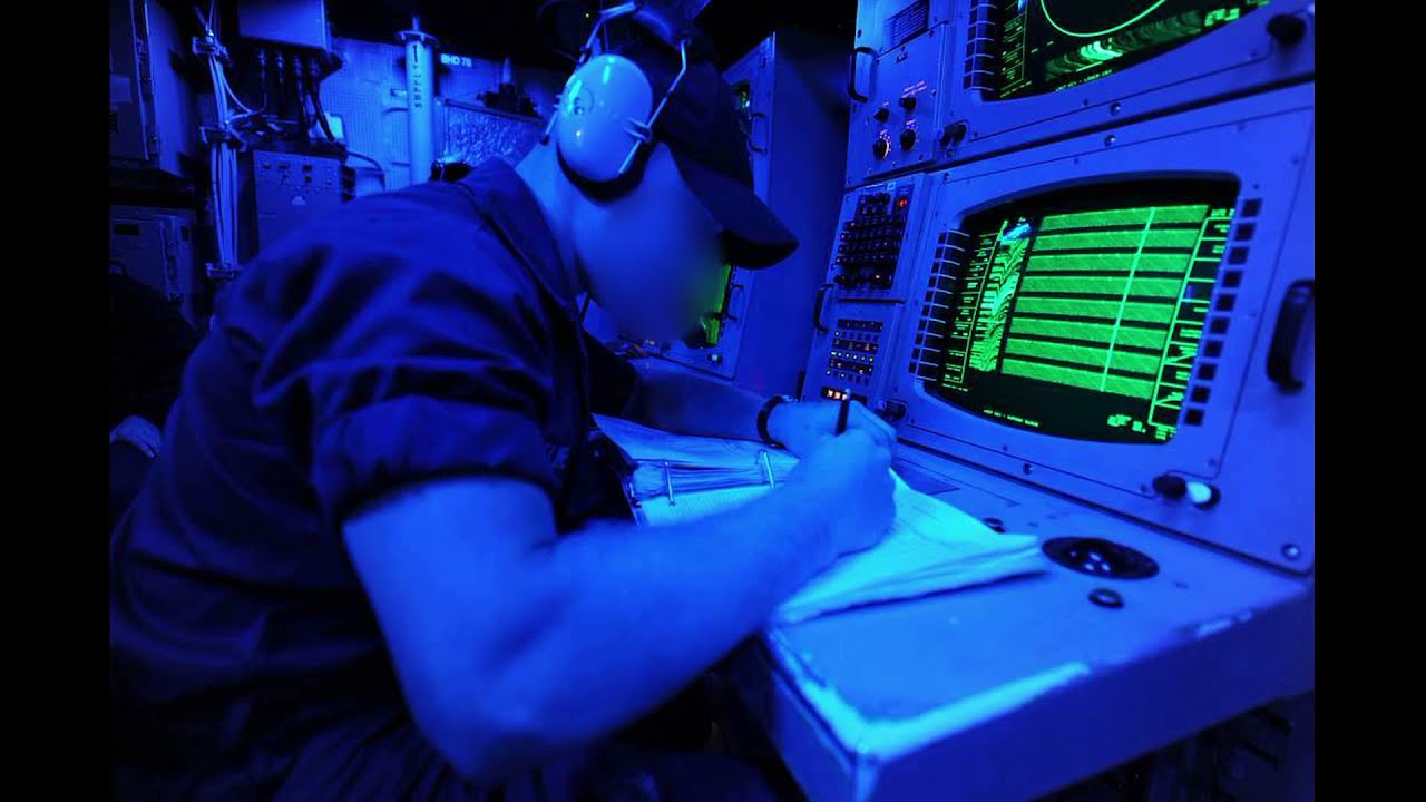 This is how a real warship sonar 