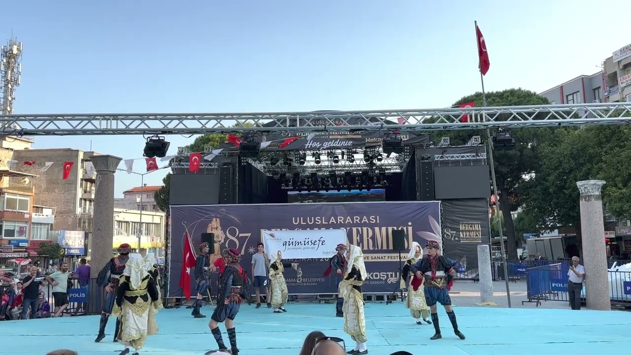 87.Uluslararası Bergama Kermesi gümüşefe gösterisi