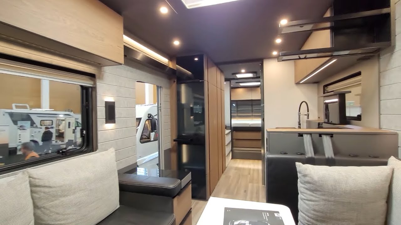 Caravan Salon Austria 2022 | Der neue Niesmann + Bischoff Flair 920 bei Campingworld Neugebauer.