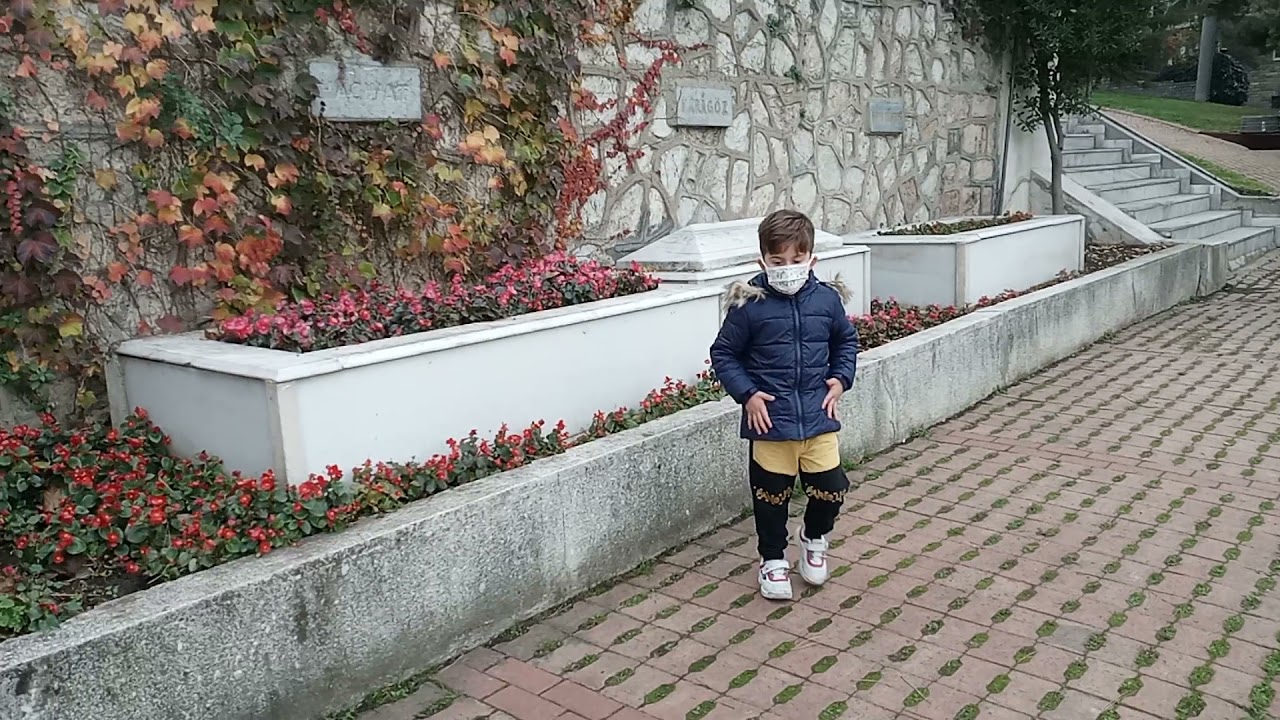 #Bursa #Hacivat ve #Karagözün mezarları 2.  video , Yusuf'um ile birlikte ......
