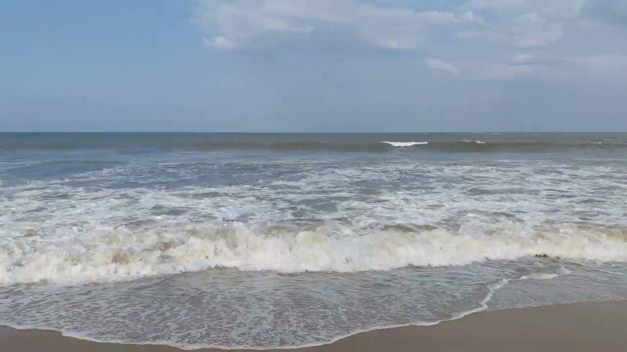 Beach ASMR: the sound of calm | unfiltered beach view #simplee u and me
