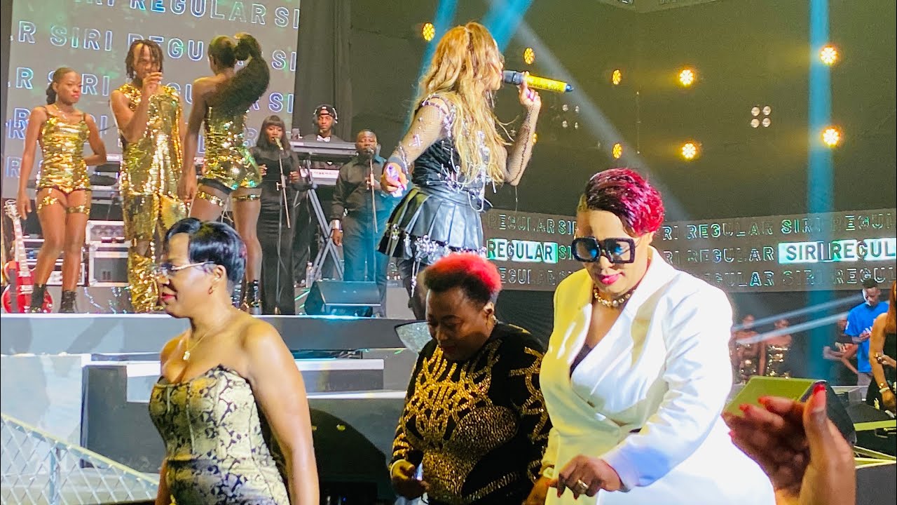 Spice Diana performing Siri Regular live at her 10years concert at Serena