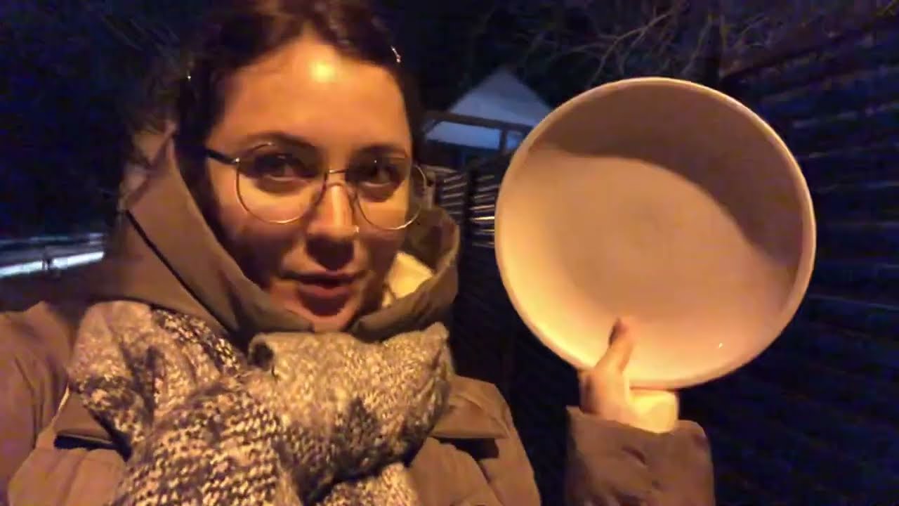 Віа Парізано, Ріміні. Вечір після кіртану