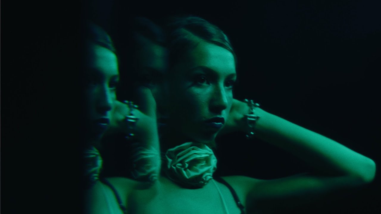 Jean Massey - Asereje (Official Music Video)