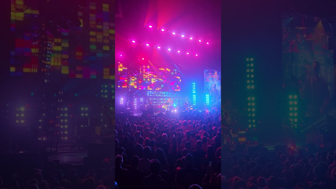 Kings of Leon - Rainbow Ball (Live in Paris, France 2025) 4K HD 60FPS