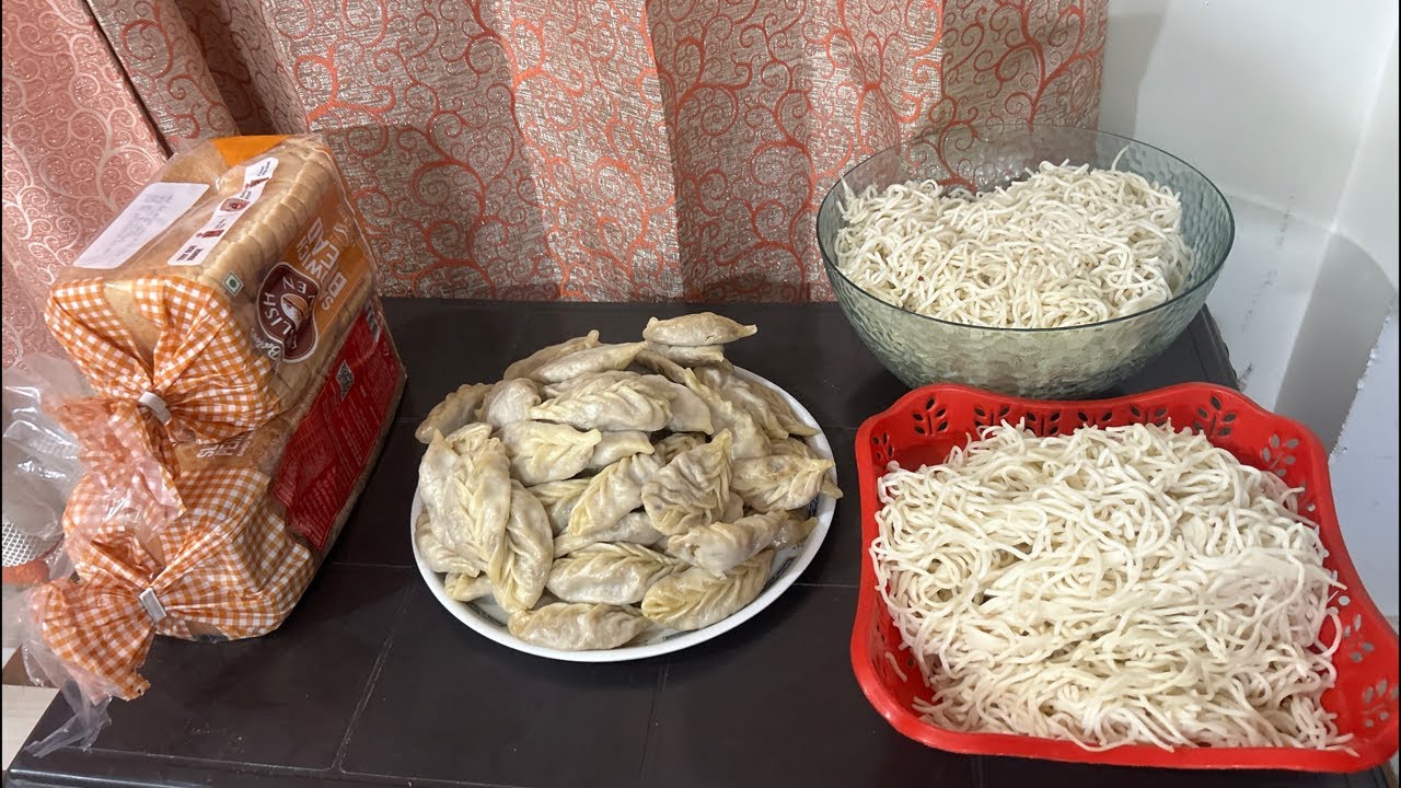20 Bread Pakoda 6 Plate Momo and 6 Plate Noodles 🍜😍 Order | Live