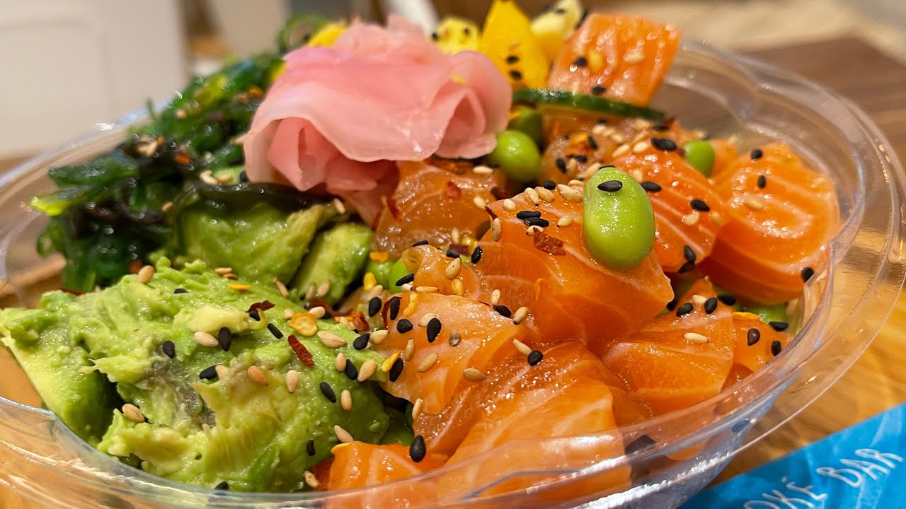 Let’s Have a Poke & Sushi Burrito for Lunch: Poke & Co Dubai