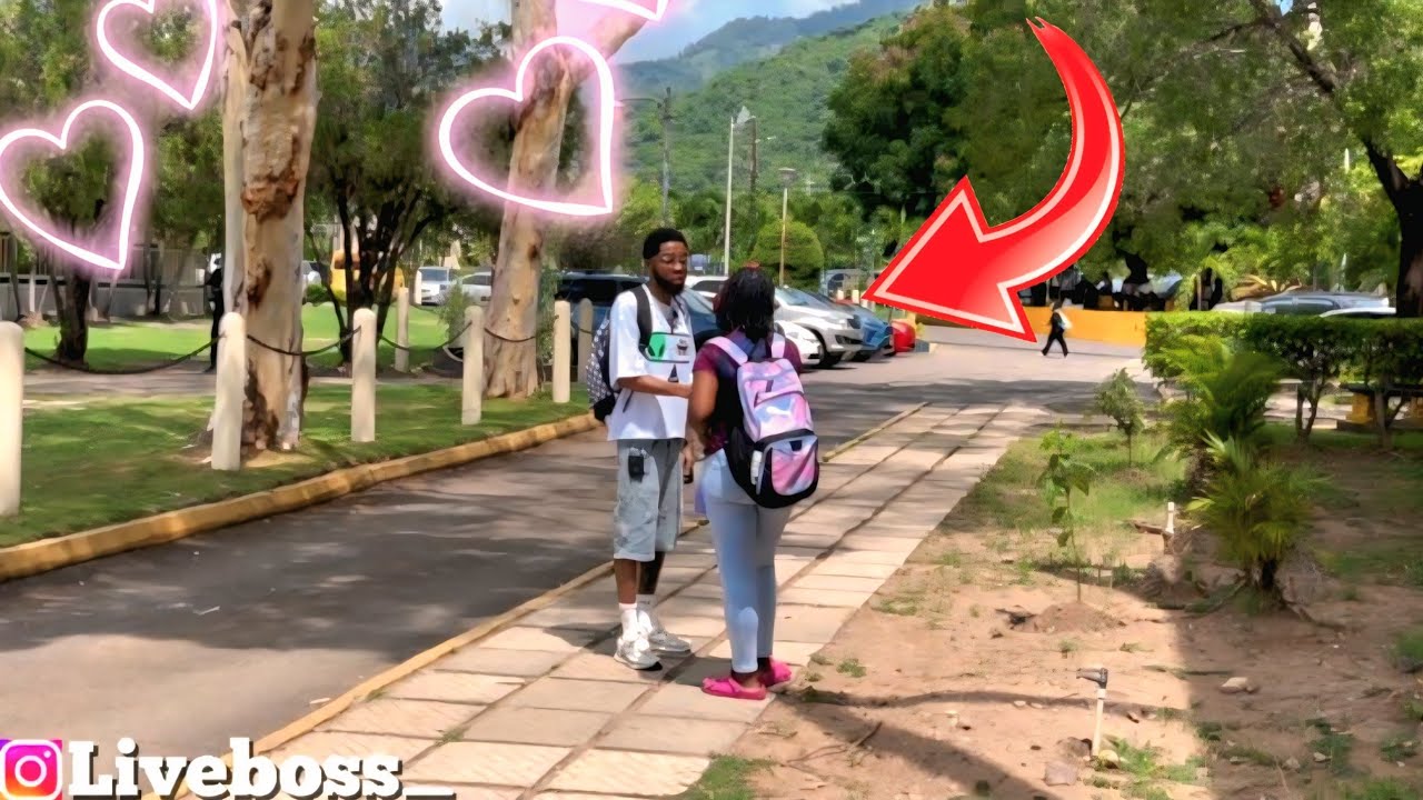   FIRST DAY AT UNIVERSITY OF TECHNOLOGY RIZZING BADDIES! #rizz 