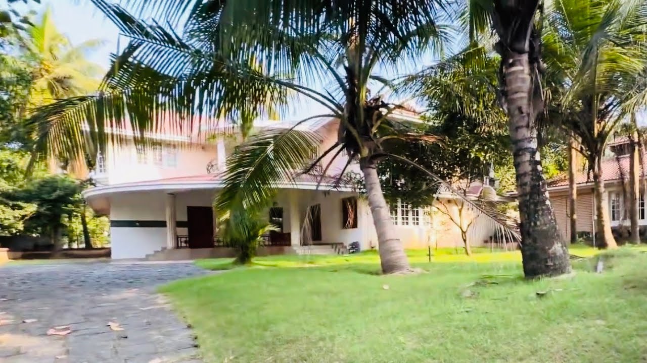 Used Furnished House for Sale in Ernakulam | 25 Cent, 3000 Sqft, 4 BHK | Very Urgent Sale