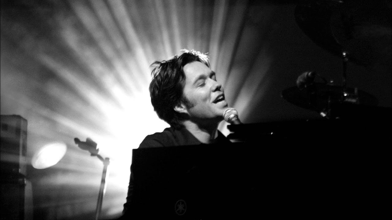 Rufus Wainwright - A Case Of You (Joni Mitchell Cover)