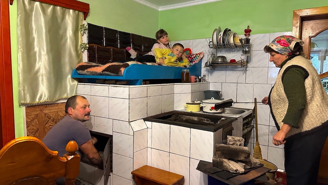 Grandma & Grandpa’s Peaceful Life in a Carpathian Village 🏔️👵👴 | 2.5 Hours of Real Rural Living
