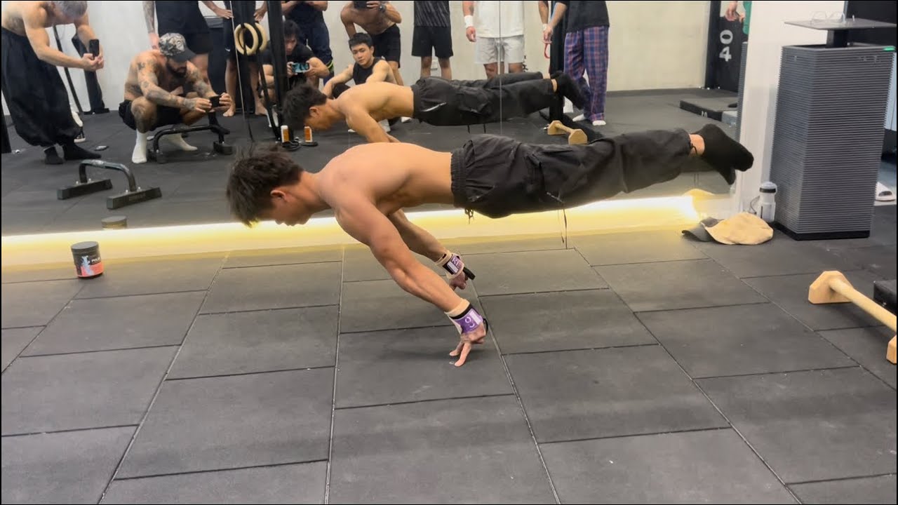 Training session of the world's top athletes ( CALI.BEARZ - CALIXLAB )